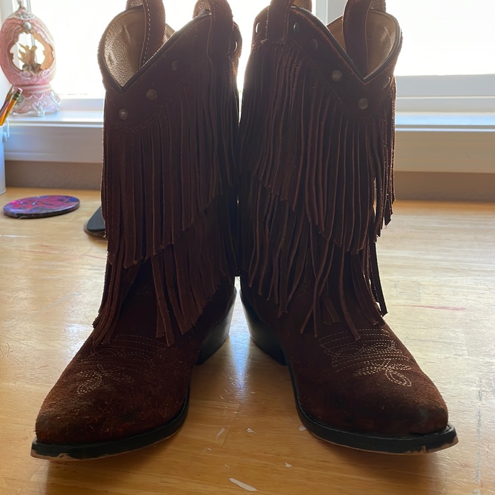 Shyanne Fringe Boots
